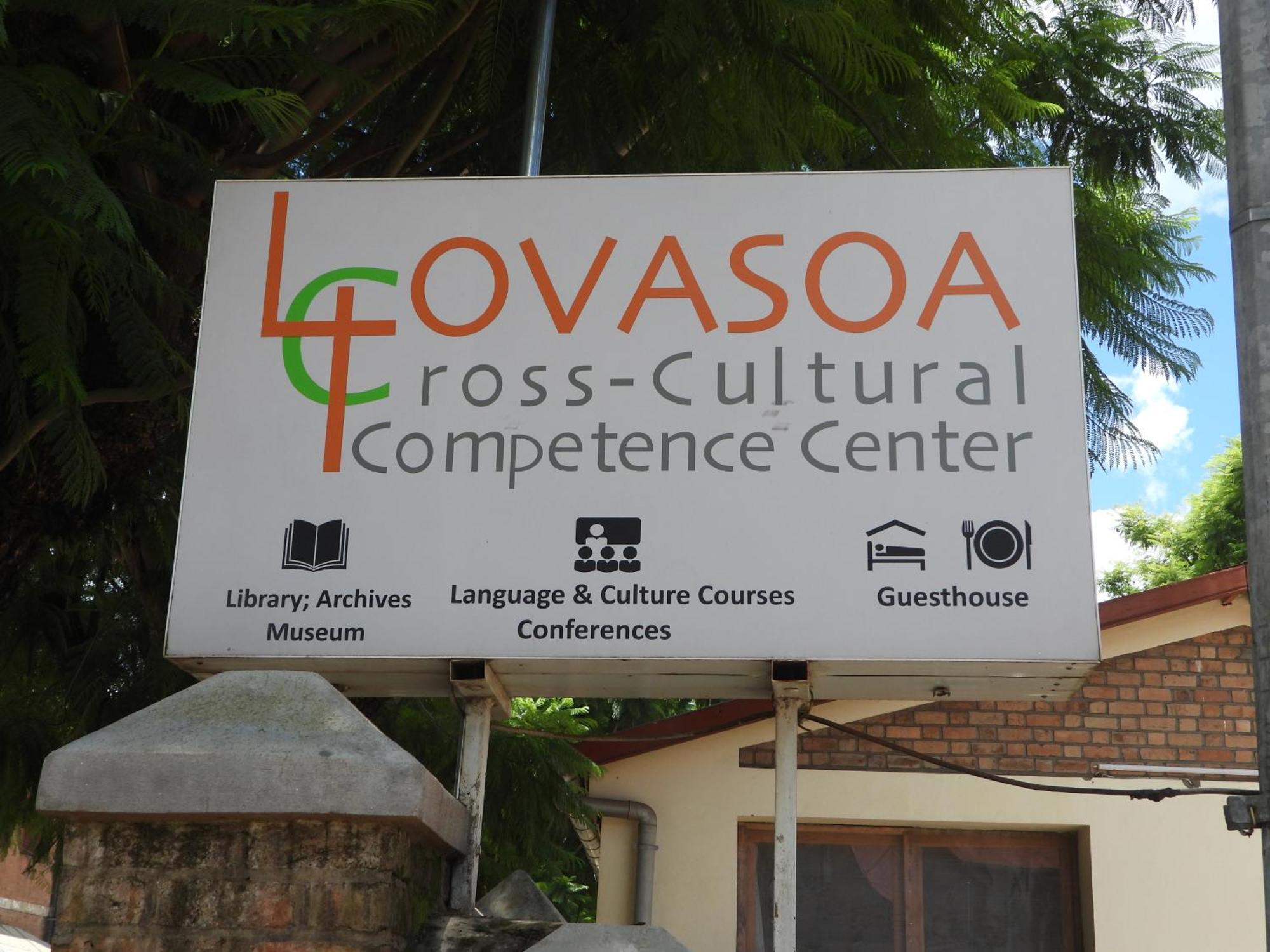 فندق Lovasoa 4C أنتسيرابي المظهر الخارجي الصورة
